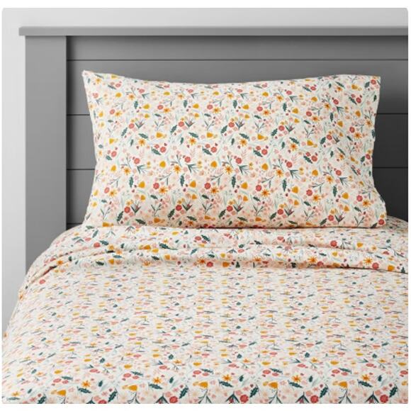 In the Garden Floral Twin Cotton Sheet Set - Picture 1 of 4